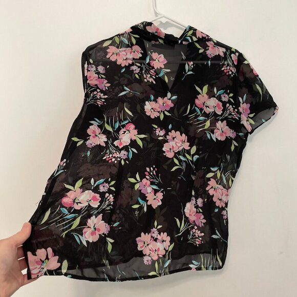VINTAGE SAG HARBOR Black Pink Floral Short Sleeve Sheer Button Down PETITE Large - Picture 14 of 14